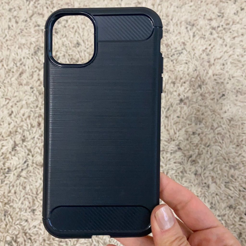 Iphone 11 Case - Euc!